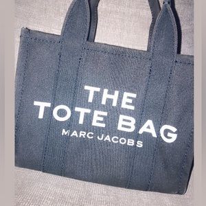 The TOTE BAG BY MARC JACOBS